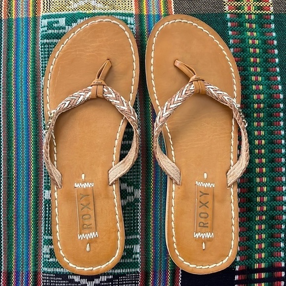 ROXY Sandals - Picture 1 of 5